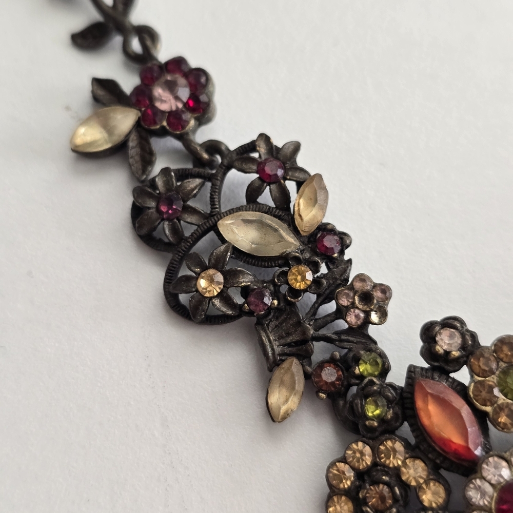 Vintage Romantic Goth Floral Statement Necklace | Dark Romance Victorian Bib Cho - Picture 5 of 11